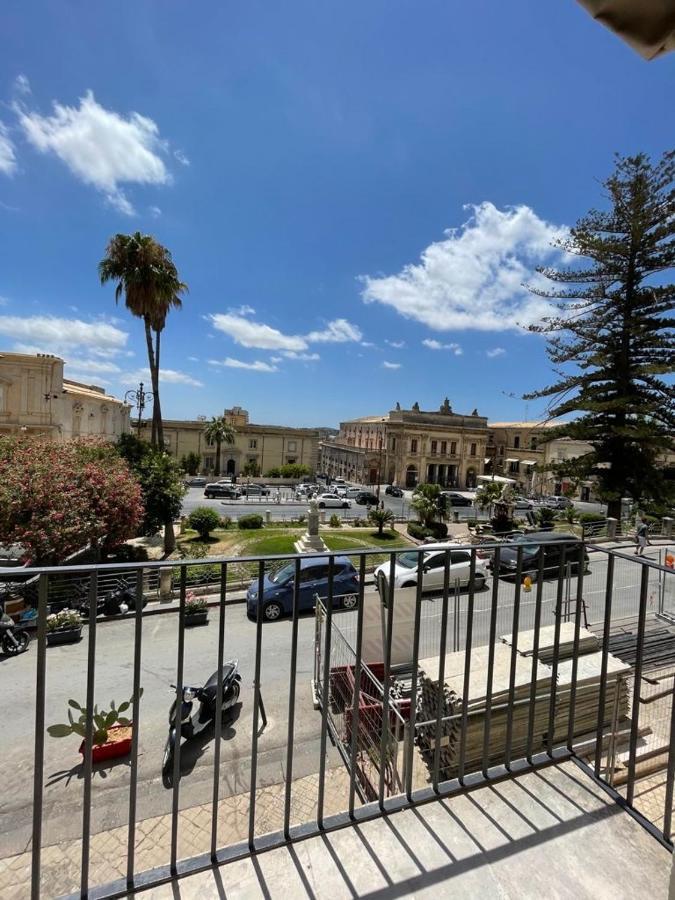 נוטו Hercules Suites מראה חיצוני תמונה
